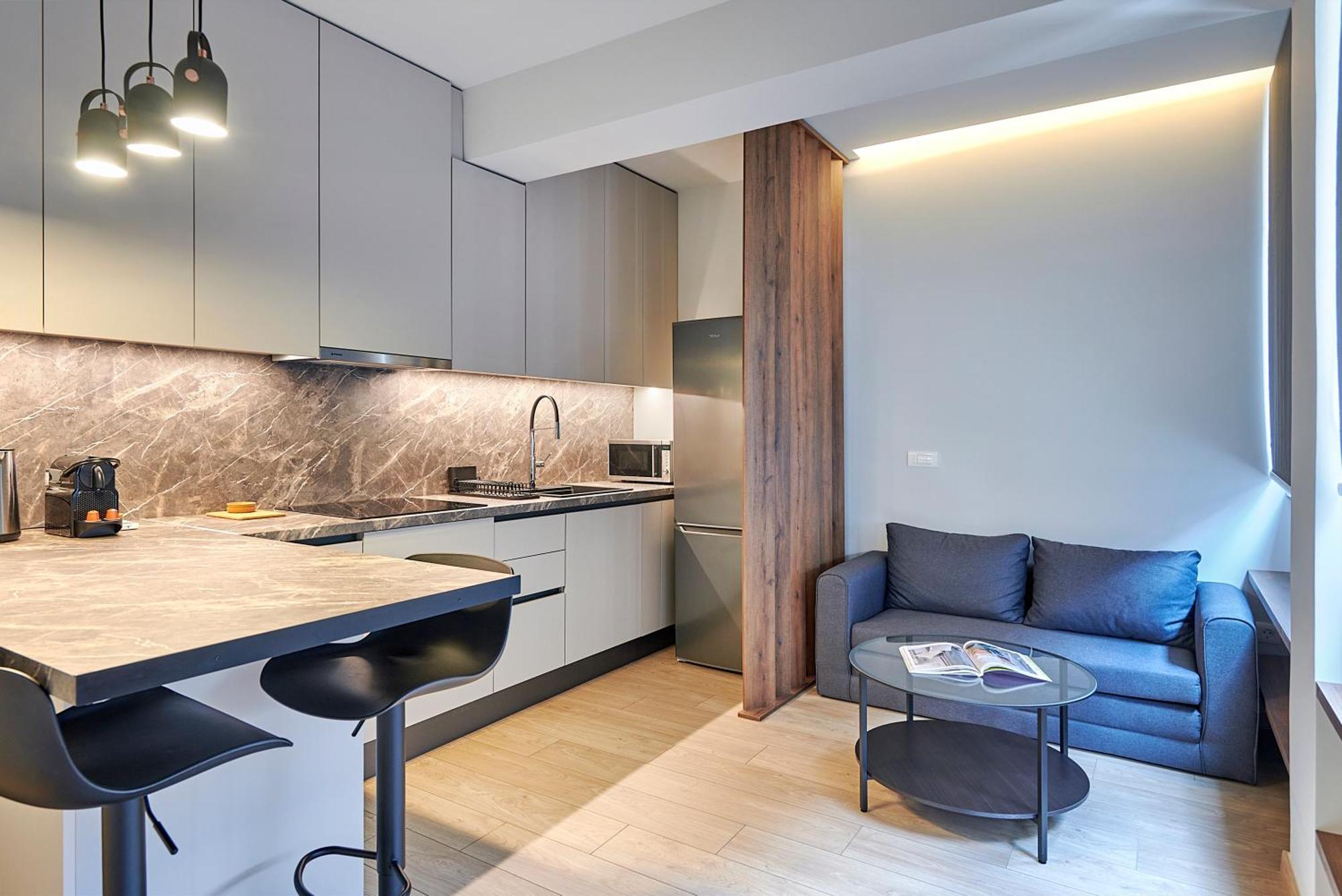 City-Center Apartment In Vibrant Monastiraki, Atenas Exterior foto